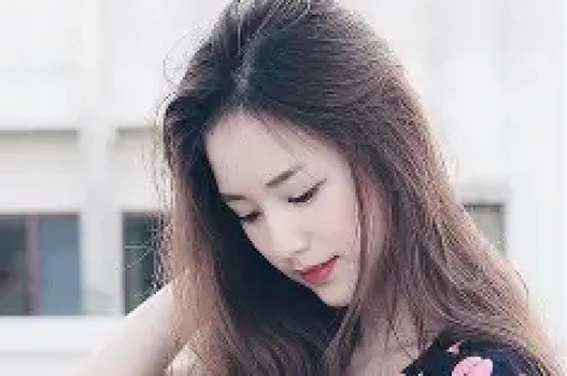 “带娃送外卖”可能是摆拍 经济日报：别让虚假苦情透支社会善意