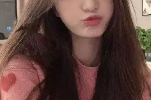 红毯上的尴尬：国内女明星的“花式”失误与国际反思