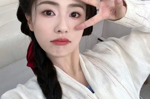 女篮就球员本身技术心理素质上说退步的厉害不知道跟WCBA这种明星球员扎堆一个队砸钱搞的金元篮球有没有关系