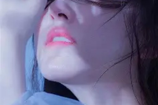 抄袭、台上打人、姐弟恋、多个明星片酬曝光：1天7个瓜太混乱了