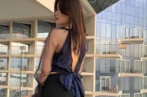 被禁关活该！140万美女网红摆拍被央媒怒批目前仍未道歉